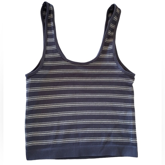 Tilly’s V-neck Striped Tank - Picture 4 of 5